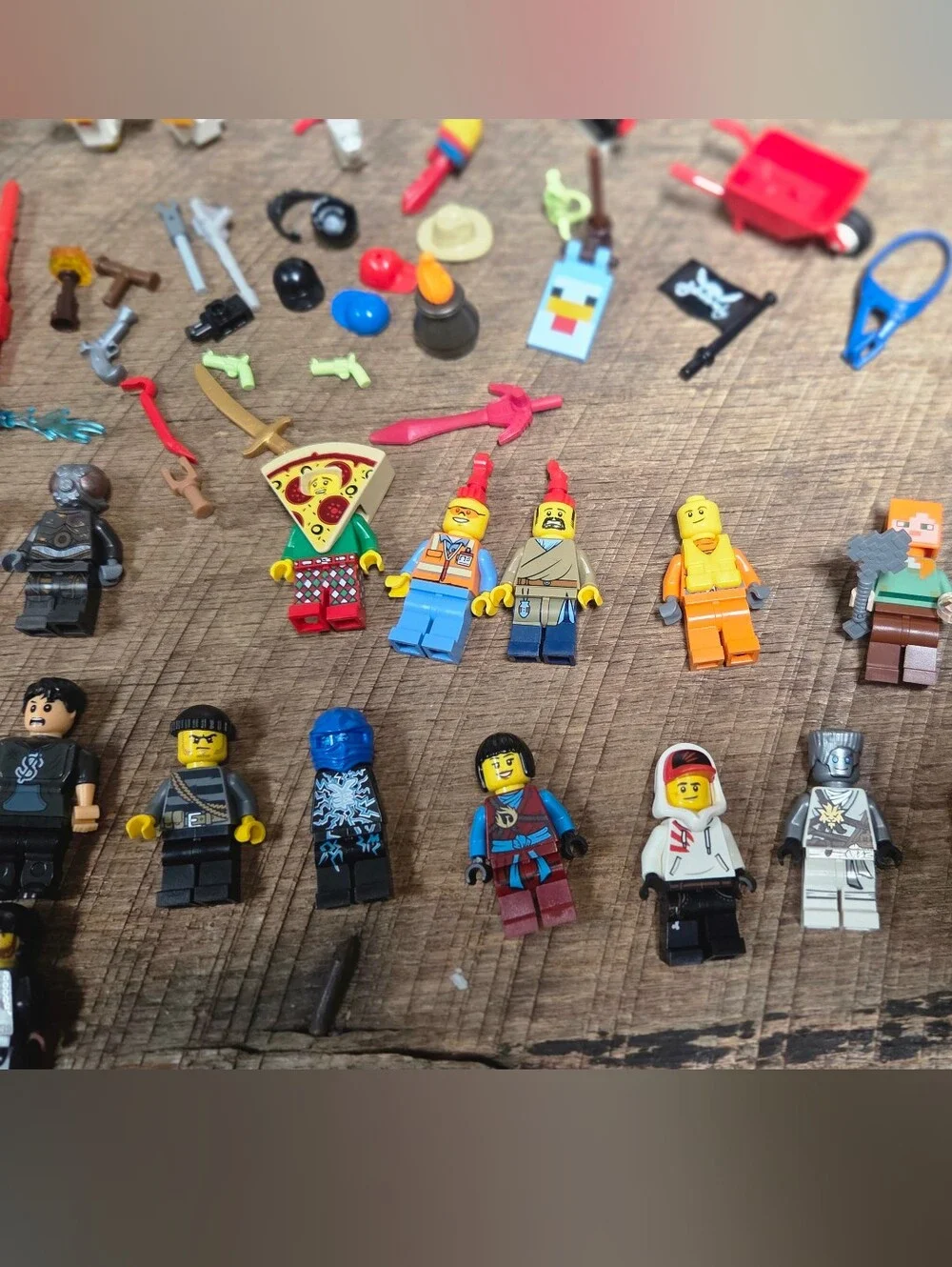Assorted Lego Figures & Accessories Ninjago, Spongebob, Minecraft Etc Bin P